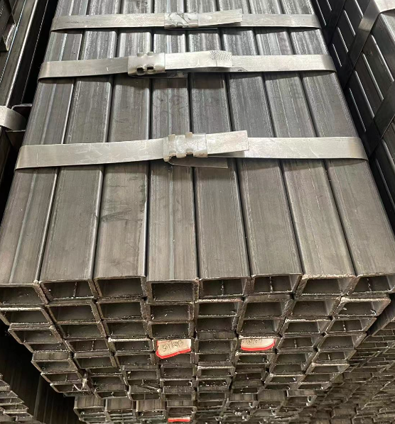 盐城工业用梯子 镀锌管焊接梯子 铁梯子方管梯