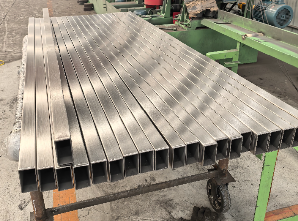 盐城建筑工程行业用不锈钢无缝钢管